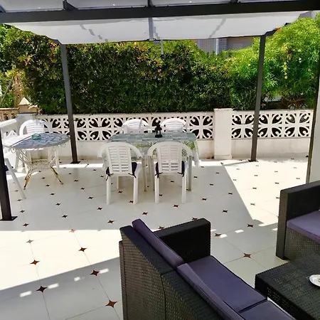 Adosado De 140m2 Con Terraza A 50 M De La Playa Vakantiehuis *