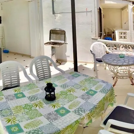 Adosado De 140m2 Con Terraza A 50 M De La Playa בית נופש דניה