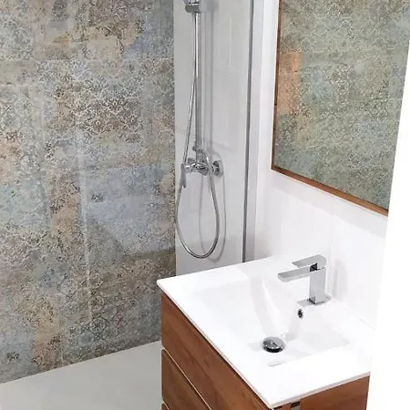 Adosado De 140m2 Con Terraza A 50 M De La Playa Vakantiehuis Dénia