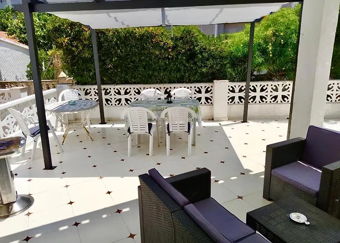 Adosado De 140m2 Con Terraza A 50 M De La Playa Будинок відпочинку *