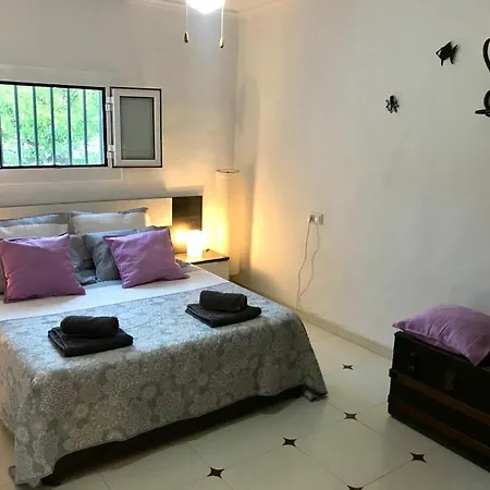 Adosado De 140m2 Con Terraza A 50 M De La Playa 펜션 *