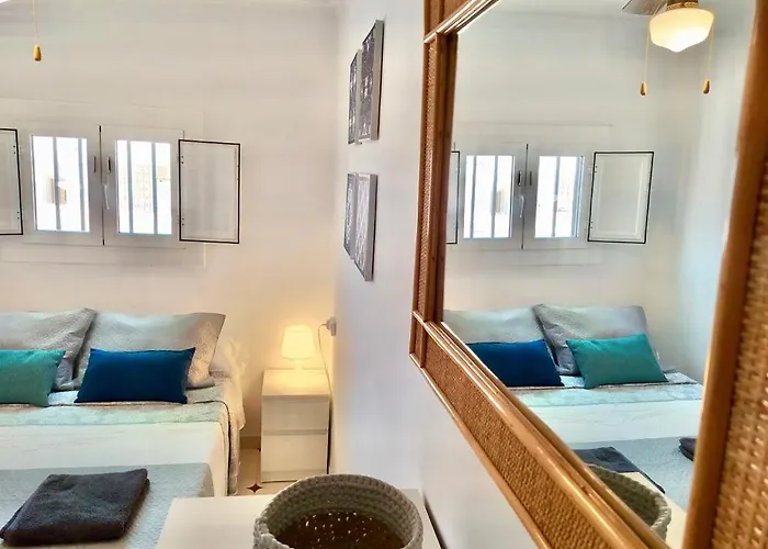 Adosado De 140m2 Con Terraza A 50 M De La Playa