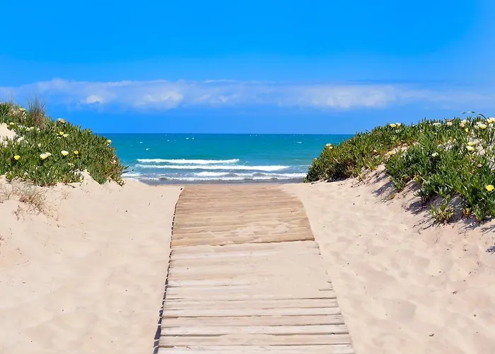 Adosado De 140m2 Con Terraza A 50 M De La Playa بيت للعطل دينايا